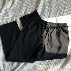 Lululemon tapered leg mid rise crop 25 luxtreme